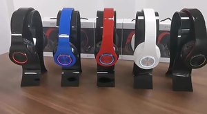 B39 Auriculares compatibles con Bluetooth Auriculares inalámbricos luminosos Auriculares estéreo plegables con micrófono Compatible con tarjeta Sd para <span class=keywords><strong>Xiaomi</strong></span> - Product Image 6