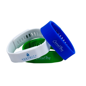 Bracelet RFID intelligent double fréquence GSC personnalisable 860-960 MHz, longue portée NFC, modèle ISO pour parcs d'attractions - Product Image 3