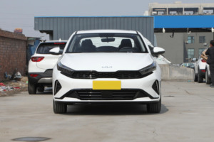 <span class=keywords><strong>KIA</strong></span> K3 2024 Fabricado en China, Auto Económico de Gasolina 1.5L CVT, Autos de Gasolina a Bajo Precio, Auto <span class=keywords><strong>Kia</strong></span> en Venta - Product Image 2