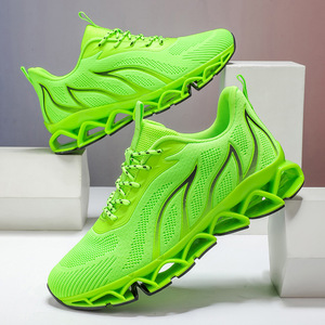 Chaussures de sport et de marche en plein air légères, confortables et respirantes pour hommes et femmes, style moderne et tendance, toutes saisons. - Product Image 1