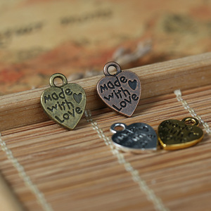Accessori gioielli DIY 12*10MM in lega amore piccolo ciondolo Madewithlove tibetano argento cuore - Product Image 3