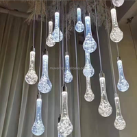 Lampes suspendues LED en forme de goutte d'eau Muwei pour la décoration de plafond de mariage, d'événements et de salles de banquet