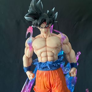 Action Figure di Son <span class=keywords><strong>Goku</strong></span> di <span class=keywords><strong>Dragon</strong></span> <span class=keywords><strong>Ball</strong></span>, Merchandise Anime, Regalo da Collezione, Ornamento da Scrivania, Nuovo Prodotto, Giocattolo Trendy, Decorazioni - Product Image 3
