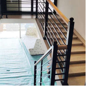 درابزين ألومنيوم مخصص للشرفات والسلالم بتصميم بسيط ومقاوم للصدأ للفنادق والشقق - Product Image 5