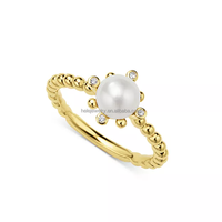 Bague cocktail HELE Factory personnalisée en or 18 carats avec perle de culture blanche ronde, bijou animalier tendance pour femme, à porter au quotidien