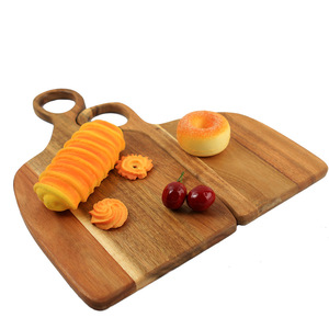 Planche à découper en bois d'acacia 34x38x1.8cm avec poignée pour usage en cuisine - Product Image 5