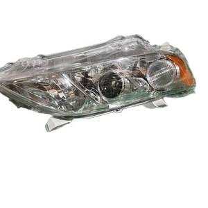 Conjunto de Faros Delanteros 81170-06201, Lado del Conductor y del Pasajero, Luz Halógena/Xenón, Versión Estadounidense 2007 2008 2009 - Product Image 1