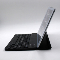 Clavier sans fil universel ultra-fin en plastique noir de 9,7 pouces avec étui de protection pour tablettes (iOS/Android) certifié CE