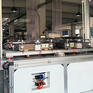 Machine de soudage par résistance CNC pour condenseurs de réfrigérateurs et distributeurs de boissons, pour condenseurs à tubes en fil - Product Image 3