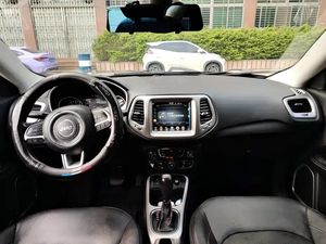 Personnalisation intérieure Jeep <span class=keywords><strong>Compass</strong></span> 2017 2018 2019 Édition Auto Pleasure Voiture d'<span class=keywords><strong>occasion</strong></span> de haute qualité à vendre - Product Image 3