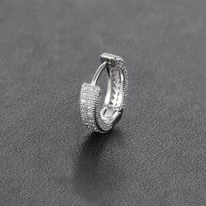 Petites boucles d'oreilles créoles pour hommes et femmes, style hip-hop punk, minimalistes, clous d'oreilles brillants en cristal, accessoires de mode - Product Image 4
