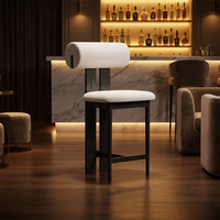 MX377 #   Tabouret de bar au design moderne en bois massif avec dossier en cuir noir, durable et écologique, pour bar à domicile, salle à manger, restaurant, hôtel