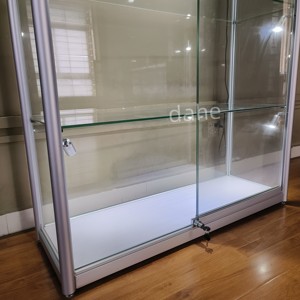 Gran oferta, escaparate <span class=keywords><strong>de</strong></span> exhibición <span class=keywords><strong>de</strong></span> trofeos con marco <span class=keywords><strong>de</strong></span> aluminio, escaparate <span class=keywords><strong>de</strong></span> tienda minorista Bloqueable, vitrina <span class=keywords><strong>de</strong></span> vidrio <span class=keywords><strong>de</strong></span> visión completa - Product Image 5