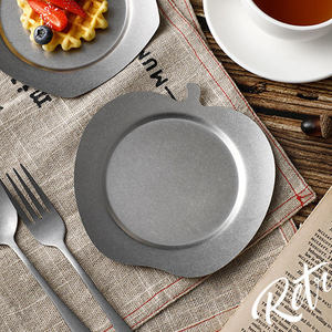 Assiette Rond en Acier Inoxydable Rétro, Assiette à Pâtes, Assiette de Barbecue, Assiette Décorée Effet Vieilli, Assiette de Table Occidentale, Assiette à Dessert, Assiette à Gâteau, Assiette à Os - Product Image 1