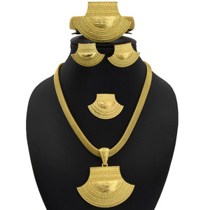 Actory-Made Tùy chỉnh cao cấp Vòng kim loại hoa trang sức thiết lập: xa hoa cưới váy bông tai, vòng tay, và dây chuyền - Product Image 2