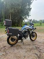 Moto tout-terrain ADV 500cc, refroidie par eau, bicylindre, tourisme hors route avec coffres latéraux en aluminium, vitesse maximale >80 km/h, vente en gros