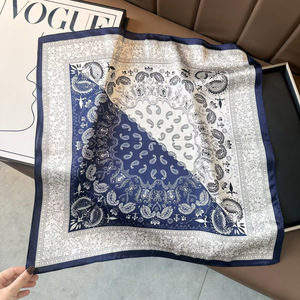 Foulard carré 100 % soie de mûrier pour femme, imprimé cachemire vintage, petit bandana en soie, foulard de luxe pour le cou, accessoire pour cheveux et sac - Product Image 1