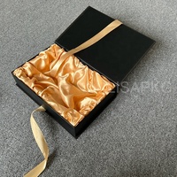Emballage en papier mat avec logo personnalisé Boîte à perruques en cheveux noirs avec doublure en soie satinée dorée