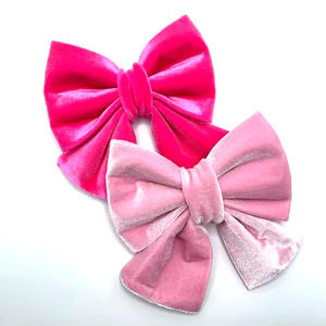 Roze corduroy luxe dierenkleding strik, verstelbaar, milieuvriendelijk, zacht strikje voor honden & katten, accessoire voor Kerstmis & alle feestdagen - Product Image 1