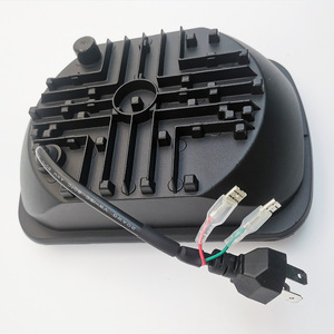Faro LED Cuadrado 5x7 con Señal de Giro para Camioneta Todoterreno 12V 65W 6000K 15000Lm Universal para Reequipamiento y Actualización - Product Image 2