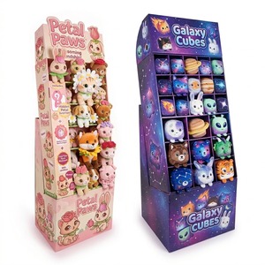 Support de présentation au sol en carton ondulé écologique personnalisé pour jouets en peluche, idéal pour les boutiques de cadeaux - Product Image 2