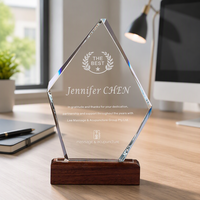 Trophée en verre cristal vierge en gros avec base en bois, directement de l'usine, gravable au laser, imprimable UV, cadeaux promotionnels pour salons professionnels