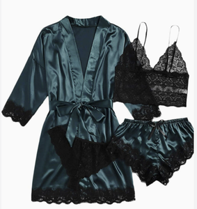 Completo Set Lingerie Sexy in Pizzo da Donna 4 Pezzi - Pigiama a Maniche Lunghe - Product Image 5