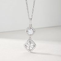 Collier pendentif double moissanite en argent S925 plaqué rhodium 1,7 CTW, design élégant halo, parfait pour les mariages féminins