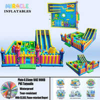 Parc d'attractions gonflable commercial pour terrain de football, aire de jeux gonflable interactive avec obstacles