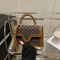 Sacs à bandoulière pour femmes en gros directement de l'usine, sacs fourre-tout décontractés à imprimé pour femmes, nouvelle tendance de la mode, petit sac carré décontracté pour femmes