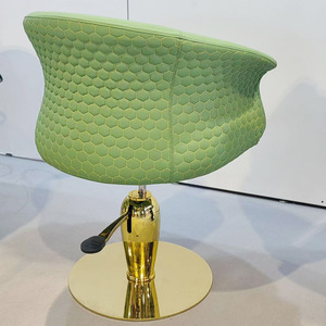 Fauteuil de barbier hydraulique vert 360 °   Fauteuil de coiffure pivotant et inclinable en cuir PU, mobilier de salon de beauté - Product Image 6