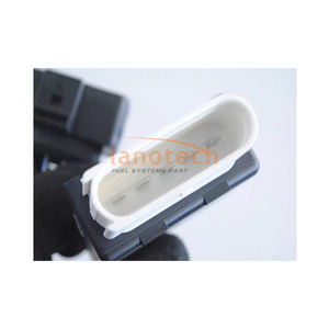 2023 <span class=keywords><strong>Volvo</strong></span> <span class=keywords><strong>XC40</strong></span> <span class=keywords><strong>B4</strong></span> RHD Módulo de control de bomba de combustible 32203752 y 23797601 Piezas para vehículos con volante a la derecha - Product Image 2