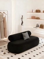 Canapé en velours blanc, magasin de vêtements, espace de repos, salon, canapé modulaire, design minimaliste, adapté aux villas et aux appartements