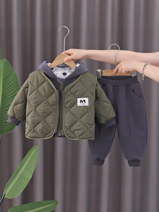 Vêtements pour enfants garçons velours ensemble automne hiver vêtements garçons Cool et beau bébé <span class=keywords><strong>gilet</strong></span> polaire chaud veste trois pièces ensemble - Product Image 4