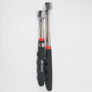 Outil de ramassage magnétique télescopique éclairé de poche, outil de ramassage magnétique portable extensible à longue portée - Product Image 3