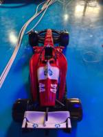 Sculpture de voiture de course F1 en résine grandeur nature, modèle de simulation de voiture de Formule 1, décoration pour la maison, le centre commercial ou l'exposition