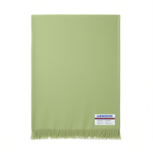 ผ้าห่มอะคริลิกถักนิตติ้ง สีเขียว นุ่มสบาย รูปทรงสี่เหลี่ยมผืนผ้า สำหรับคลุมเตียง โซฟา ห้องนั่งเล่น ใช้ได้ทุกฤดู ตกแต่งได้ - Product Image 1