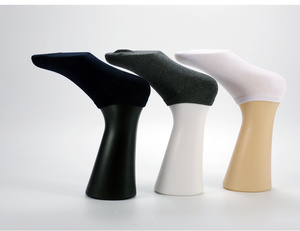 Vente en gros de présentoir en plastique pour chaussettes taille adulte pour hommes présentoir de chaussures mannequin pour pied taille homme - Product Image 5