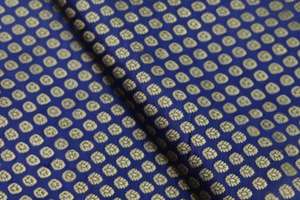 Tela de Brocado Floral Abstracto Ecológica de Lujo, Material Suave y Brillante para Vestidos Elegantes de Niñas y Ropa de Ocasión - Product Image 5