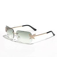 Nouvelle arrivée de lunettes de luxe papillon Monture sans monture Mode personnalisée rose Lunettes de soleil rectangulaires pour femmes