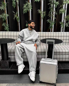 Conjunto Deportivo de Invierno para Hombre, Personalizado con Impresión por Transferencia de Calor, Pantalones y Sudadera con Capucha, Diseño Cómodo, Impermeable y Cortavientos - Product Image 2