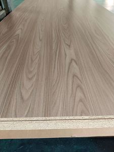 Panneau de particules brut de haute qualité, panneau de particules stratifié mélamine 4x8 pieds, 18 <span class=keywords><strong>mm</strong></span>, pour meubles - Product Image 6