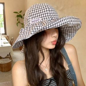 Chapeau Bob Coréen à Carreaux Rouges, Large Bord, Protection Solaire, Printemps-Été, Idéal pour l'Extérieur - Product Image 4