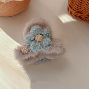 Pince à cheveux fleur 9 cm pour femme, pince requin d'hiver, accessoires pour cheveux - Product Image 5