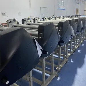 LeFu 1600 plastifieuse automatique de rouleau de vinyle/Machine de stratification de Film de rouleau à rouleau LF1700-D4