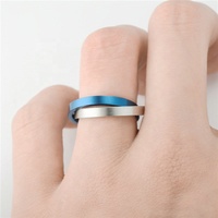 Vente flash - Deux anneaux entrecroisés - Unisexe - Acier inoxydable - Plaqué rhodium - Anneau romantique pour les amoureux - Cadeau de mariage ou de fiançailles