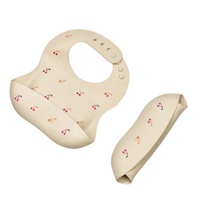 Bavoirs en silicone pour l'alimentation de bébé de haute qualité bavoir pour bébé étanche réglable pour l'alimentation de bébé bavoir en silicone avec poche