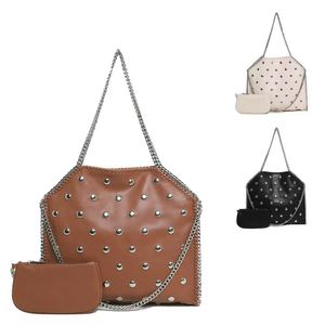 Nouveau Sac à Main Bandoulière Portable en PU Style Rivet, Fermeture Boutonnée, Design Tendance pour Printemps-Été - Product Image 1