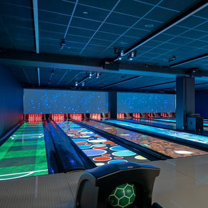 Centre de divertissement sportif en métal Sqarcade, piste de bowling avec projection d'animations, ensemble complet pour salle de bowling pour adultes - Product Image 1
