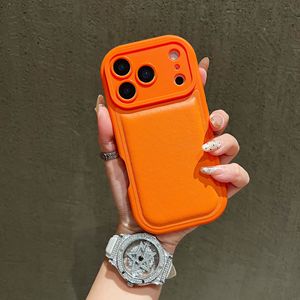 Coque de protection intégrale premium pour iPhone 17 avec coussin d'air et texture cuir, compatible également avec les modèles 16/15 - Product Image 6